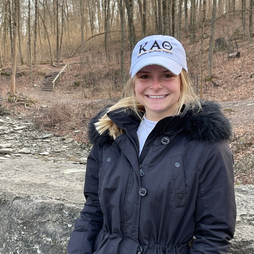 Meet your Posher, Emily